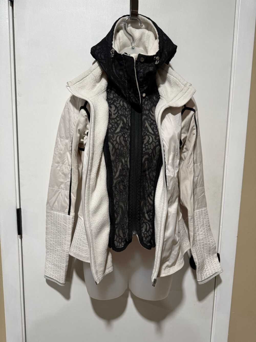lululemon athletica Cream and Black Layered Jacket-#1298